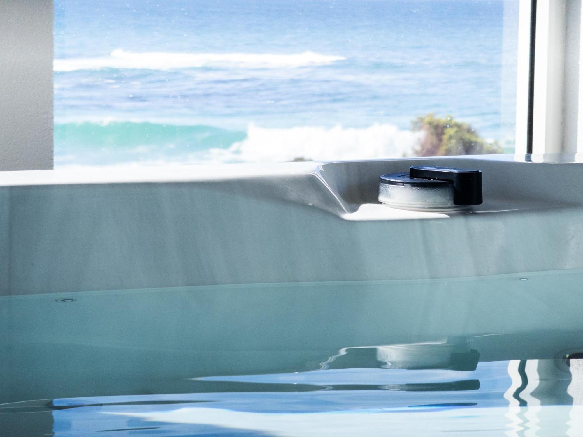 Saltwater - Absolute Oceanfront, Fire Pits, Some Villas With Hot Tubs And Sauna Falmouth Dış mekan fotoğraf