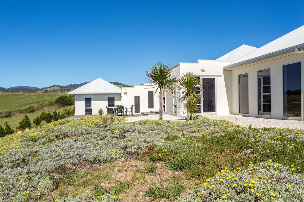 Saltwater - Absolute Oceanfront, Fire Pits, Some Villas With Hot Tubs And Sauna Falmouth Dış mekan fotoğraf