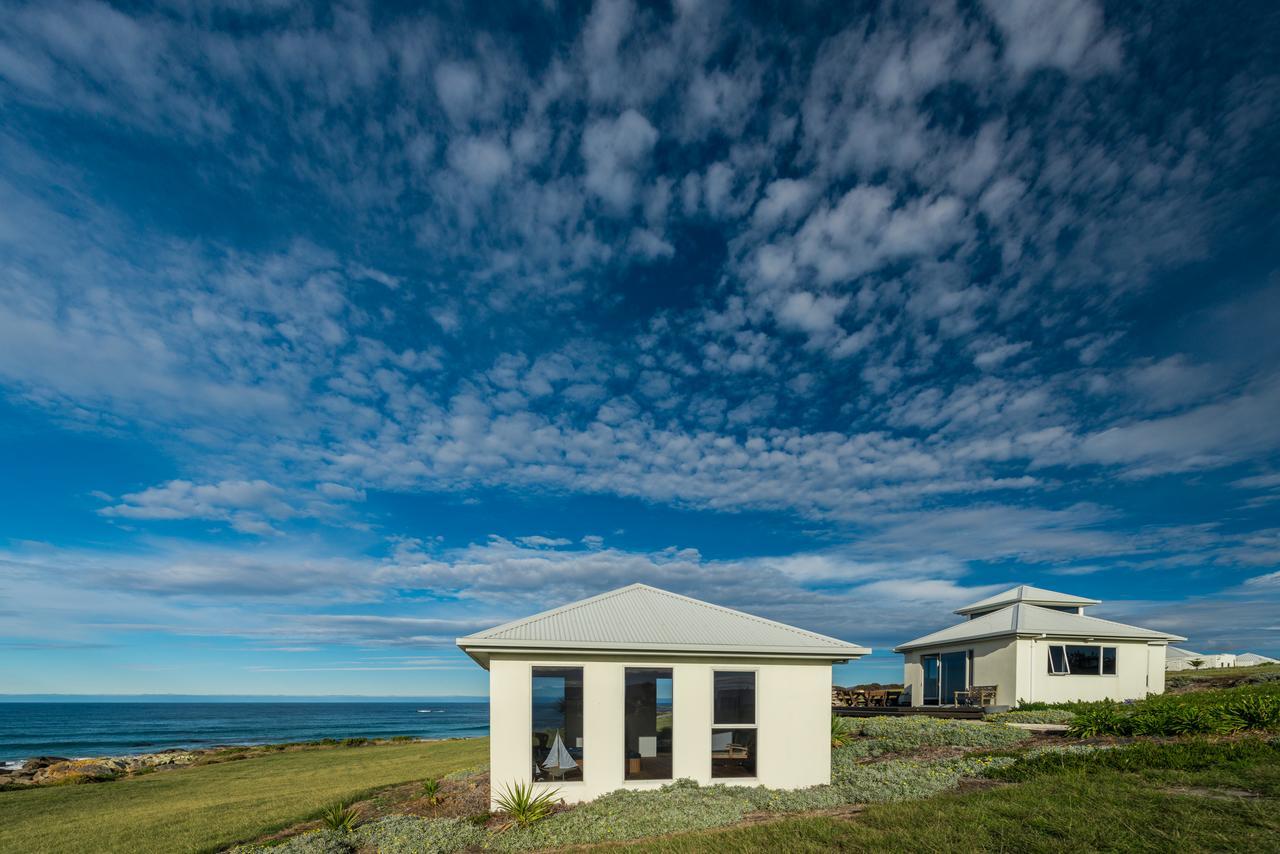 Saltwater - Absolute Oceanfront, Fire Pits, Some Villas With Hot Tubs And Sauna Falmouth Dış mekan fotoğraf